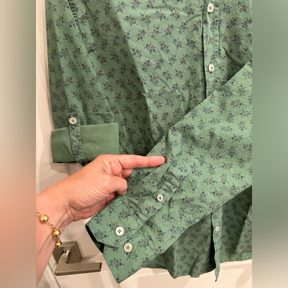 CODE Tessuto Italiano Made in Turkey Men’s Shirt Size M Green little flowers - Picture 2 of 6